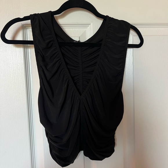 Zara Black Low Cut Tank - Picture 2 of 5
